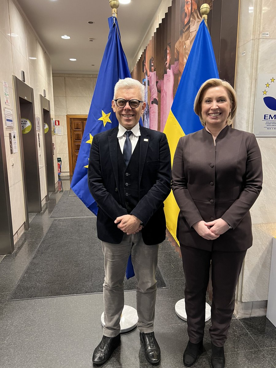 It was a pleasure to meet Ukraine’s Deputy PM Iryna Vereshchuk in Brussels yesterday.   We discussed how best to assist internally displaced persons in 🇺🇦, including ahead of next winter.   @eu_echo will #StandWithUkraine for as long as it takes.