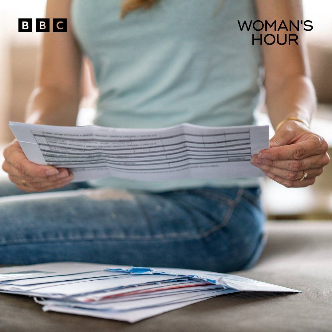 BBCWomansHour's tweet photo. ✉️How can you make post-death administration easier?

📢Kate Garraway has spoken about demands being sent to her late husband, that he can't answer. 

@jesscreighton1 is joined by @lindamagTV, founder of @goodgrieftrust to discuss.

Listen here 🎧⬇️