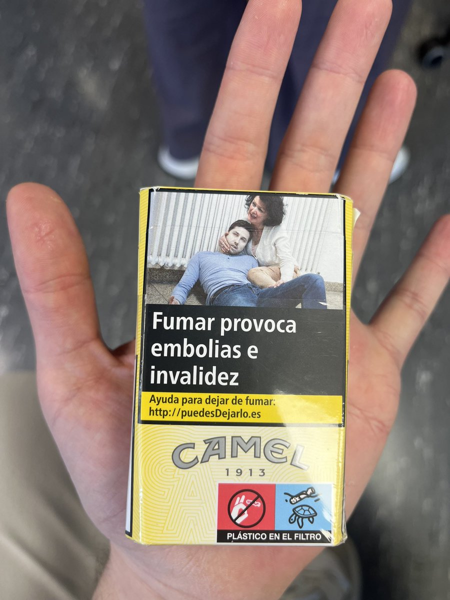 ¿Cual es la mejor foto de la caja de tabaco? Para mí esta y la del niño fumando las mejores