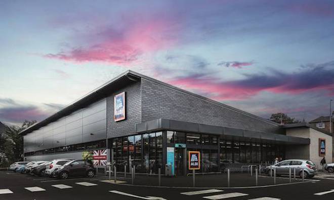 Natural slate cladding from @CUPAPIZARRAS_en used for new Aldi store in Cornwall ow.ly/f5Jm50QVCYl #SlateCladding #BuildingDesign #ArchitecturalInspiration #SustainableBuilding #RetailArchitecture