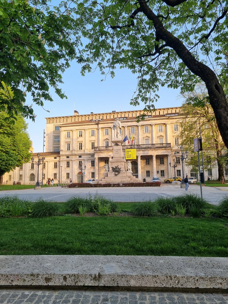 FusbalSztand's tweet image. 🚀 TRASA NA STADION 🚀

Z centrum na Gewiss Stadium dojdziecie pieszo w 35 minut. Trochę deptakiem, trochę wzdłuż drogi, kawałek parkiem i chwilę przy rzece.

Dużo opcji jedzeniowych po drodze, ładne widoczki, przyjemnie się idzie. W połowie drogi dołączacie już do…