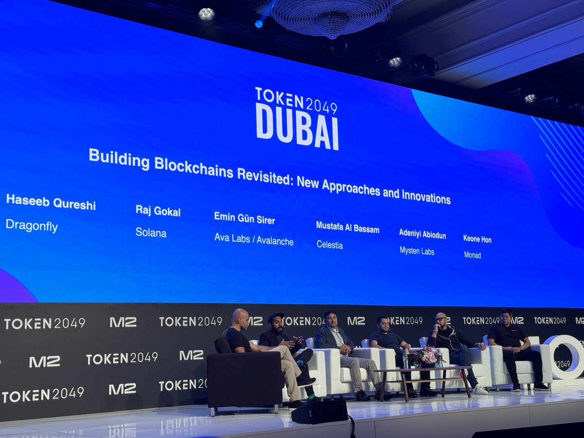 What a lineup at #Token2024Dubai ! @solana @dragonfly_xyz @avax @CelestiaOrg @SuiNetwork @monad_xyz Discussing product market fit of L1s - is it there yet? Are L2s just marketing?