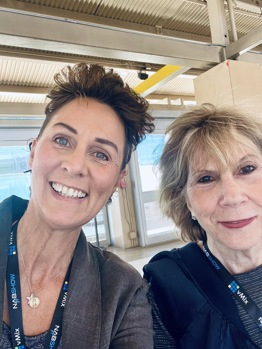 It’s a wrap! @NABShow is done & I arrived home yesterday evening. What a brilliant show!! Fantastic to see my lovely Harriet @DesertMoonComm our @JumpPRTV US partner & many others. And to see a #sustainability movement has started in the #media industry is just fantastic 😃🤩🙌