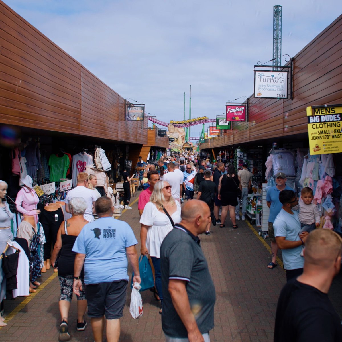 Our rides and market are open today! 🥳

Head for a wander, grab yourself a bargain and finish the day with a ride on Millennium - how's that for a shopping trip to remember? 🛍️🎢

#FantasyIsland #Market #Rides