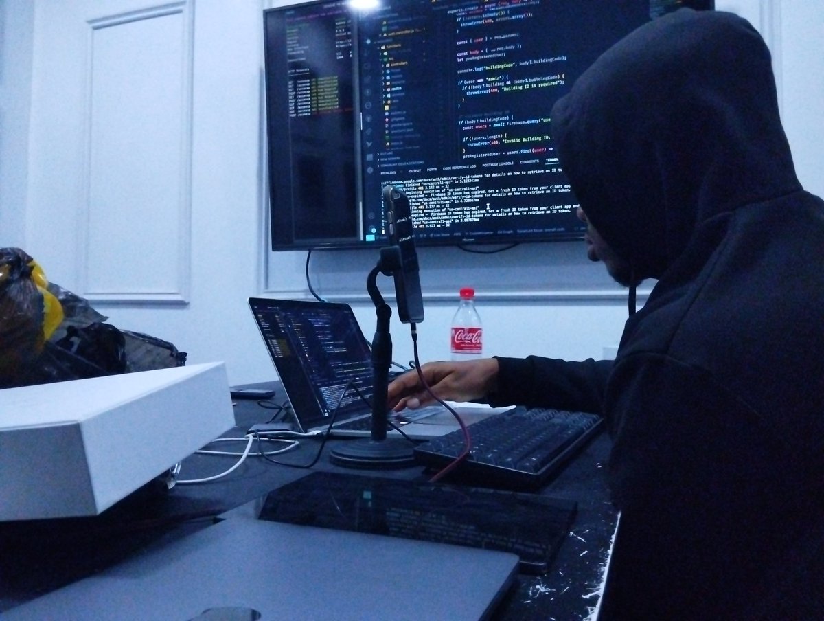 LumediaOfficial's tweet photo. Building an estate security app loading..... 💯 https://t.co/zXqCczbIm0