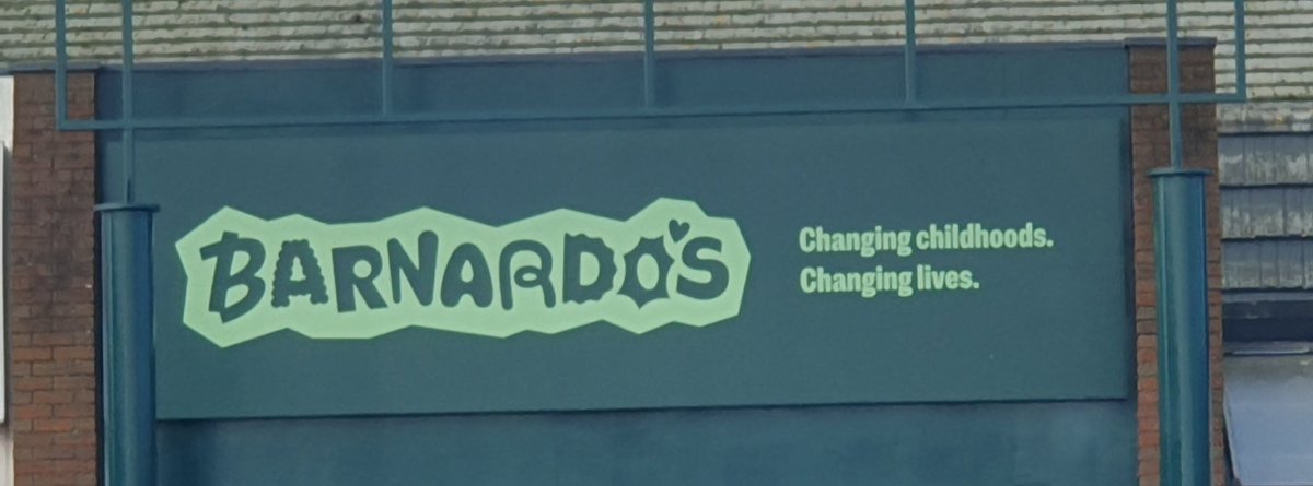 A Barnardo's has popped up not far from me. The playful font gives an innocent vibe which really isn't indicative of the charity's history. God knows how many Scottish Gypsy Traveller children were shipped abroad via Barnardo's. #tinkerexperiments