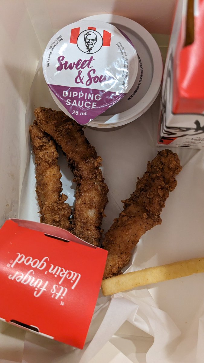clueblog's tweet photo. @KFCAustralia shrinkflation ?

These are supposed to be chicken tenders and they've never been so thin . https://t.co/iwde9FnSip