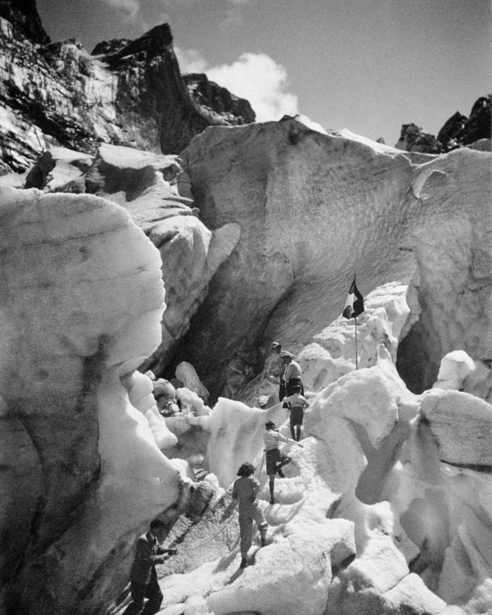 #ThursdayThrowback #FromTheArchives This photo shows Wilhelmina Barns-Graham on Grindelwald Glacier, Switzerland in 1949. It sparked the motivation for embracing abstraction in her work. You can see ‘Glacier Crystal, Grindelwald’ 1950 at Tate Britain © P.N. Brotherton