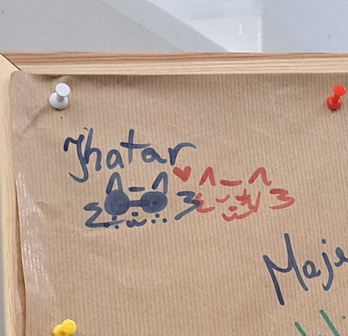 waterjablko's tweet photo. satosugu cats spotted in 1lo https://t.co/HeJ2SdeGyD