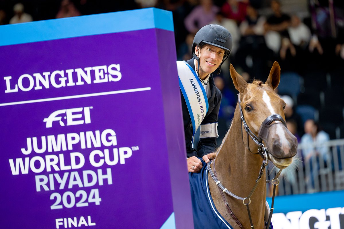 FEI_Global's tweet photo. "Hey dad, did we win? I spot a big rosette!” 👀

Great start to the @Longines #FEIJumpingWorldCup™ Final with our two kings jumping to glory in Final I! 👑

📸 ©FEI/Benjamin Clark

#TimeToBeat #Longines #FEIJumpingWorldCup #FEIJumping #Riyadh2024 https://t.co/apPCLcvmbz