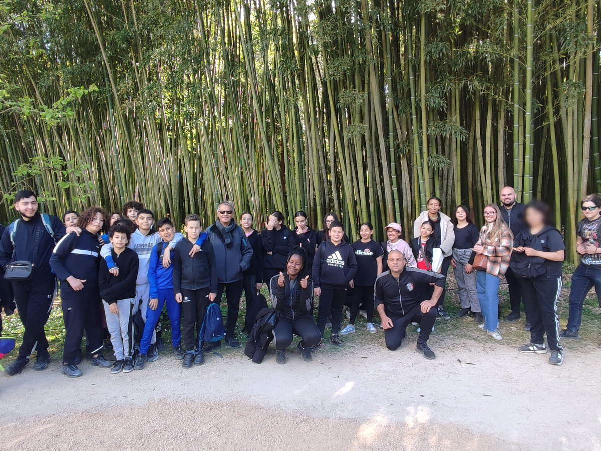 PoliceNat30's tweet photo. #Prevention | Pendant les vacances de printemps, ce sont 27 jeunes qui se sont inscrits au #CPCJ.
Petit aperçu d'une journée culturelle en Cévennes avec la visite de la grotte de Trabuc,  train à vapeur des Cévennes et bambouseraie d'Anduze. https://t.co/lAXL1iYjwB