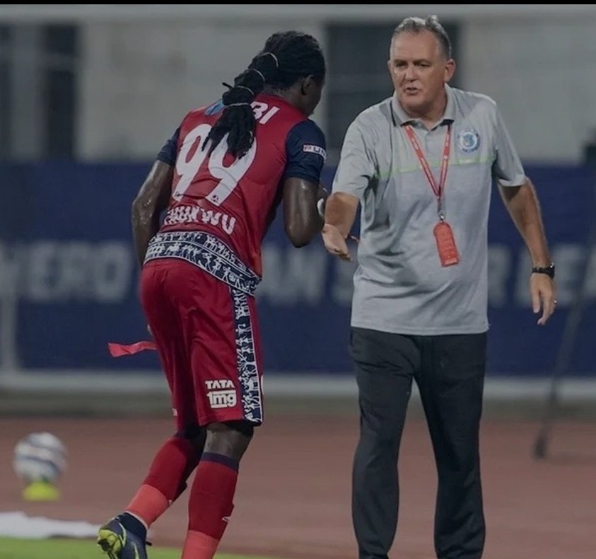 “Chima had offers from several clubs, but the presence of Owen Coyle once again proved pivotal in Chennaiyin FC’s favour, as terms have been agreed with the forward.” [@KhelNow] #AllInForChennaiyin