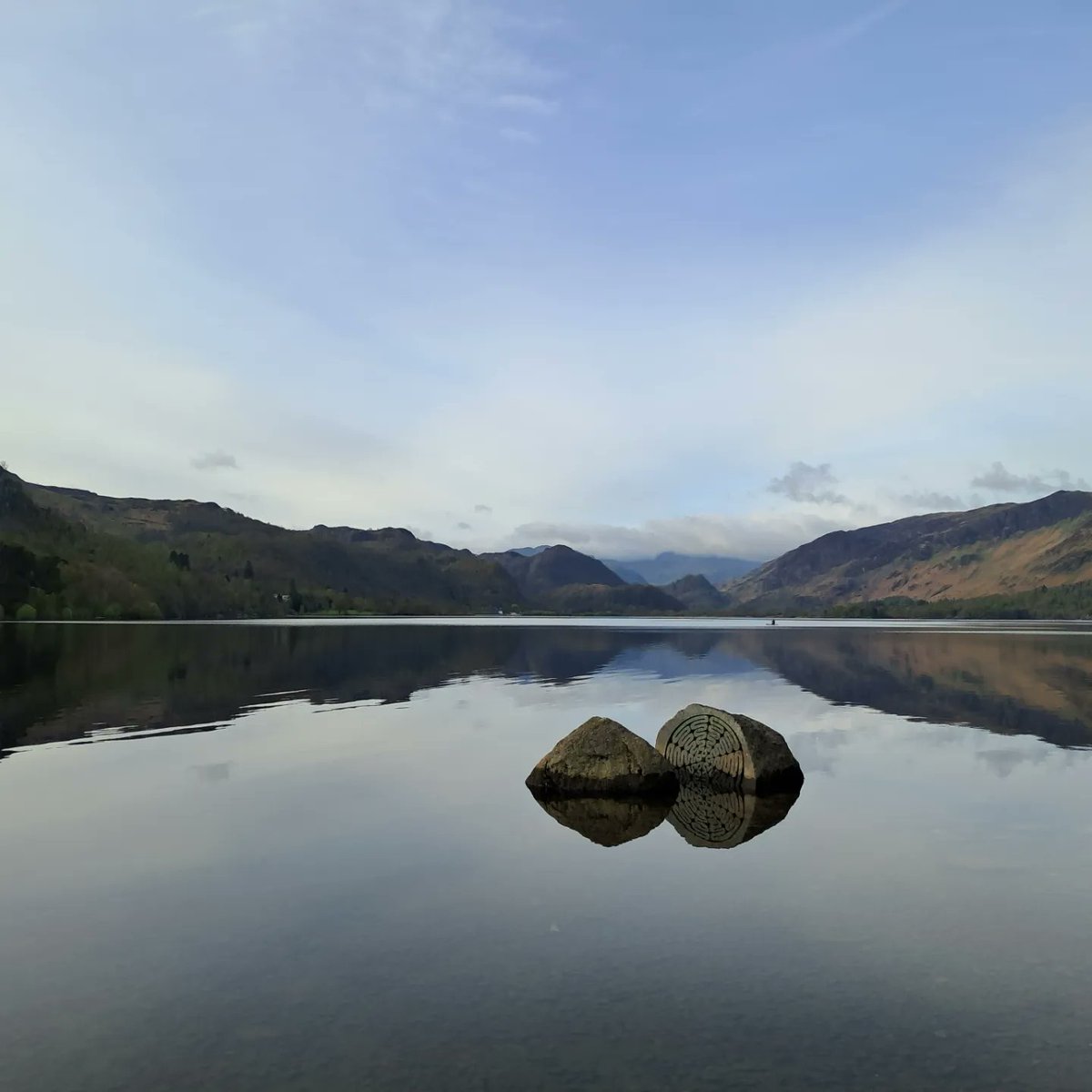 Beautiful and calm down by the lake this morning...  🥰 🏃‍♀️
#Derwentwater #Keswick #selfcateringaccommodation #run