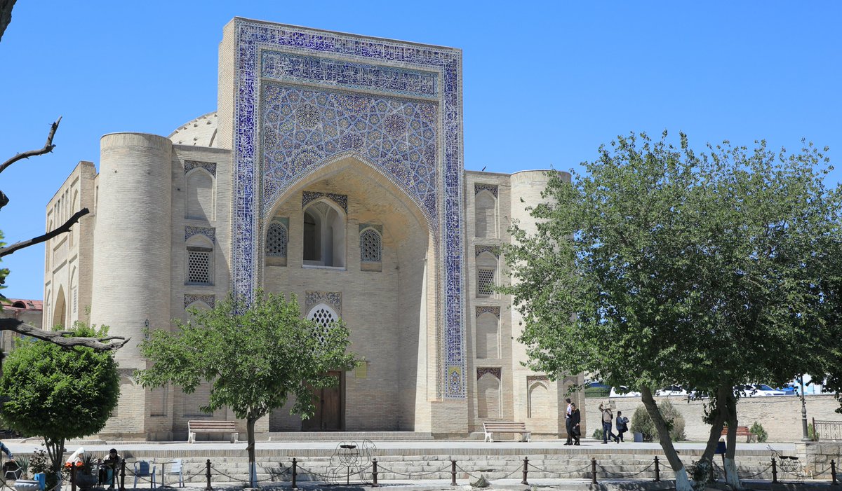 Happy #WorldHeritageDay! 🌍 Let's preserve and cherish Central Asian wonders like these beautiful heritage sites along the Silk Road!