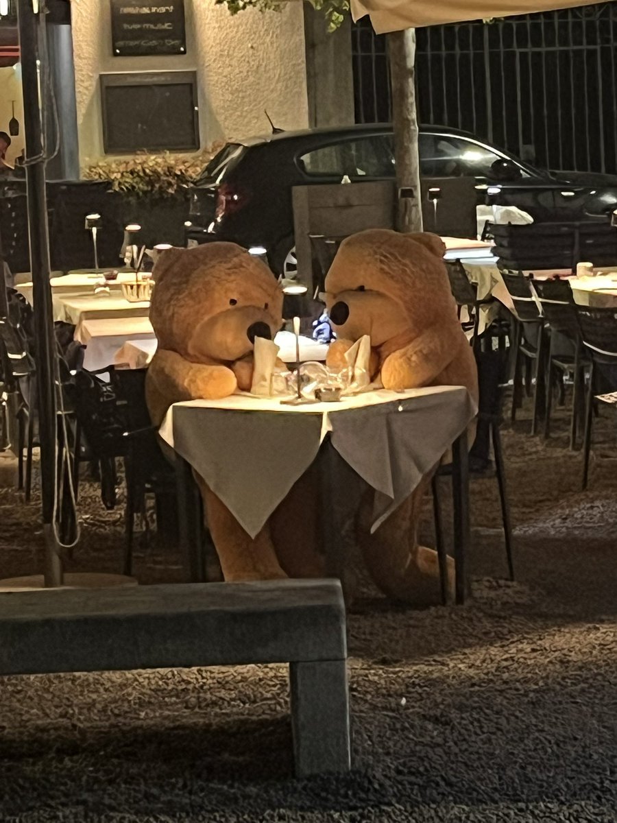 Dustin Goodman tweet media