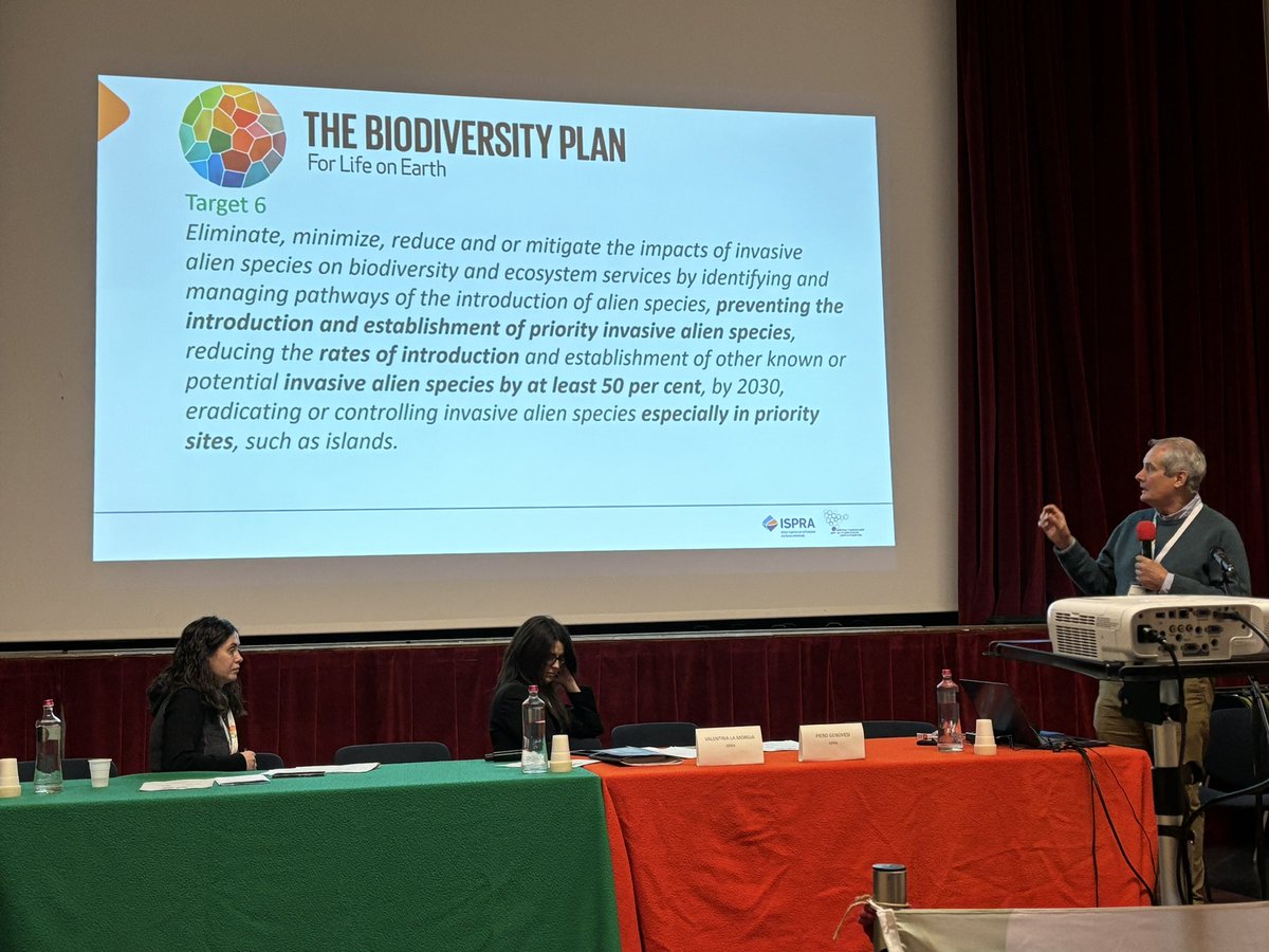 scaleric's tweet photo. @Papik_genovesi presenting the global policy context to address #InvasiveSpecies at Euroraccoon in Pratovecchio (Tuscany) https://t.co/NET8QdINnQ