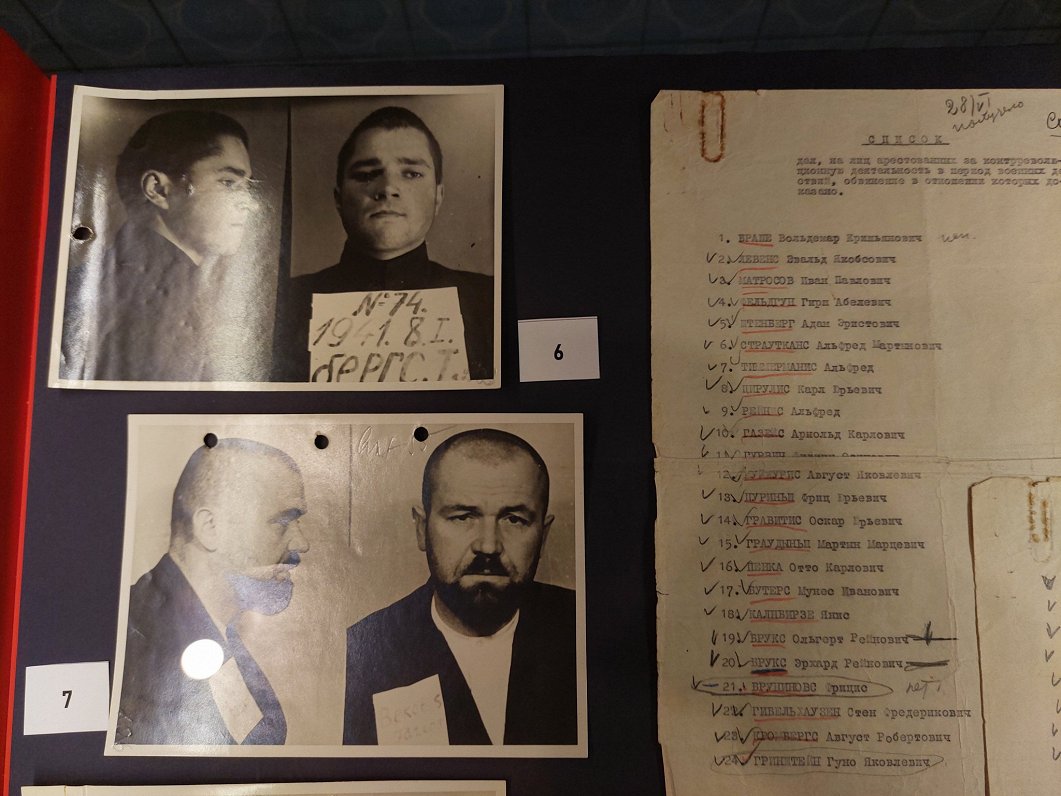 Ar liecībām par čekas represijām varēs iepazīties Stūra mājā, kur 18. aprīlī atklās jaunu izstādi – veltītu pretošanās kustībai "Nacionālā sardze" un tās vadītājam Jūlijam Bračam.lsm.lv/raksts/kultura…

Foto: Baiba Kušķe/Latvijas Radio