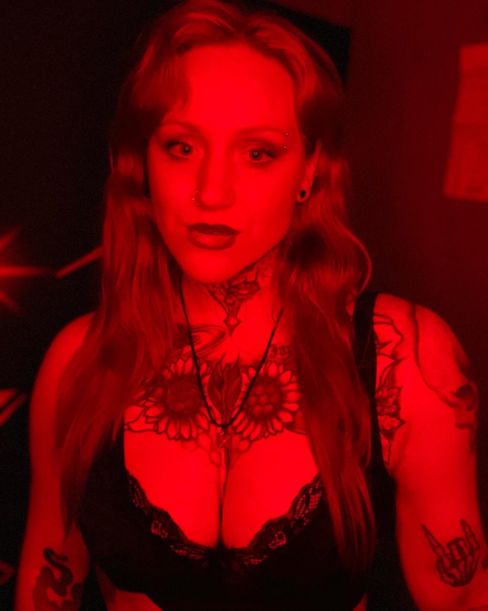 KayleighKann777's tweet photo. That new #hoizer song is stuck in my head almost everyday.
Relatable. I haven’t been to bed yet but I should be
Content is king?
How much sleep do we need to lose and work do we need to do before the system is well-fed with our essence?
Vibe high anyways. God is all. Thankful https://t.co/nxdBLQ1pmH