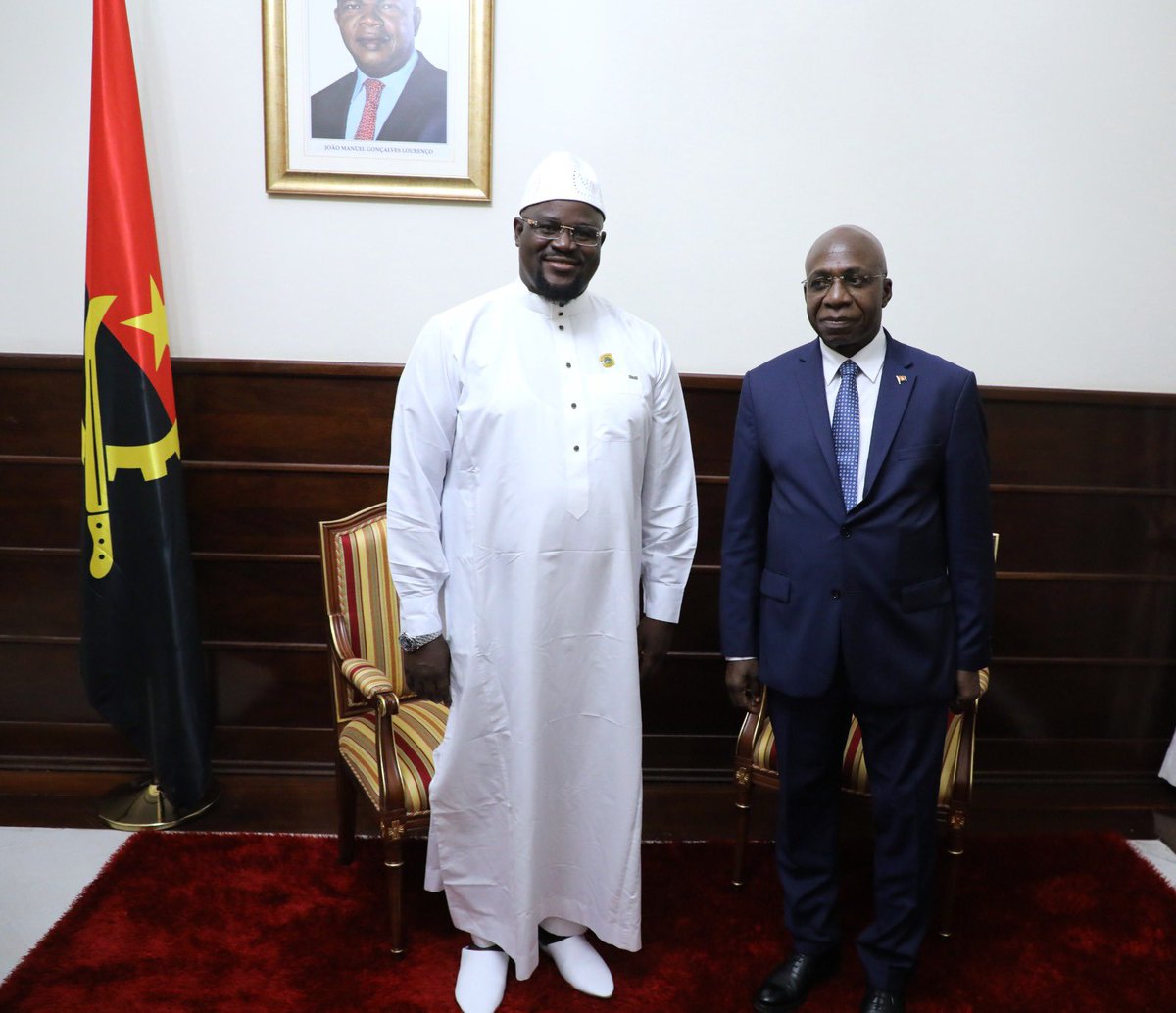 Angola e a Libéria comprometeram-se, esta semana, em trabalharem afincadamente para a reactivação da cooperação bilateral nos mais variados domínios da vida política, diplomática, económica e comercial.