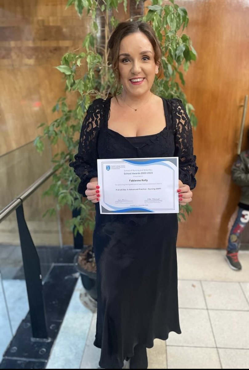 Huge Congratulations to @kelly_fabienne who recieved TCD ANP award. #celebratingourown #advancedpractice #ProfessionalDevelopment #LivingPathway