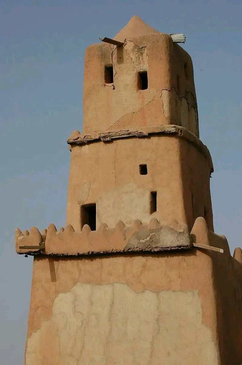 The First Storey Building in Nigeria The Gobarau minaret (in Hausa, Hasumiyya) is a 50-foot edifice located in the center of the city of Katsina, the capital of Katsina State.The minaret is part of a mosque which was built in the fifteenth century during the reign of...