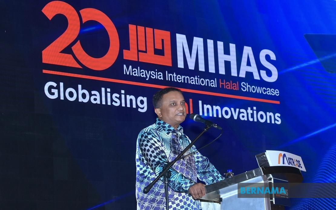 BERNAMA RADIO (@bernama_radio) on Twitter photo MATRADE sedang merangka pelan pengembangan peluang perniagaannya untuk memperkenalkan Pameran Halal Antarabangsa Malaysia (MIHAS) ke pasaran sedang pesat membangun - Pengerusi MATRADE <a href="/reezal_merican/">Reezal Merican</a>
bernama.com/bm/ekonomi/new… MATRADE sedang merangka pelan pengembangan peluang perniagaannya untuk memperkenalkan Pameran Halal Antarabangsa Malaysia (MIHAS) ke pasaran sedang pesat membangun - Pengerusi MATRADE <a href="/reezal_merican/">Reezal Merican</a>
bernama.com/bm/ekonomi/new…