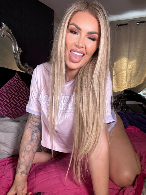 Can I get a GOOD morning Miss Massey https://t.co/qhMFWj6POi<a href="/tag/masseymonday"class="tags"><span>#masseymonday</span></a>