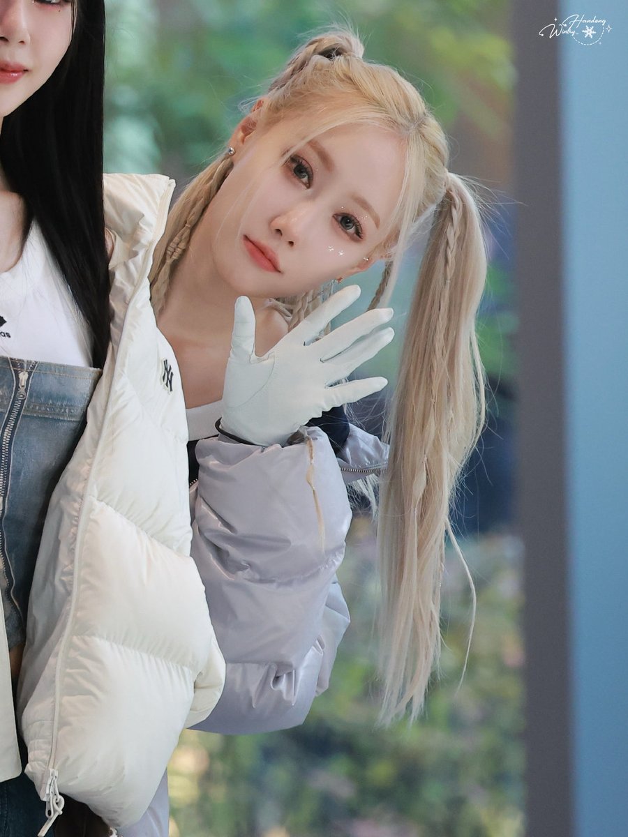 Wintry_Handong's tweet photo. 231125 Mini FM 
DREAMCATCHER - HANDONG  

#HANDONG #韩东 #한동 #ハンドン 
#Dreamcatcher #드림캐쳐
@hf_dreamcatcher https://t.co/wnoj45pN9i