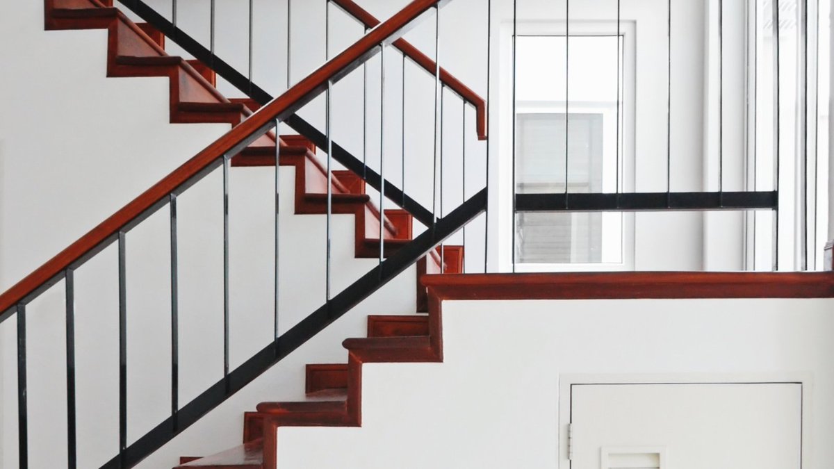 What can architects learn from the updates to Approved Document B? Charles-Elie Romeyer from the Health and Safety Executive discusses the guidance, which spans second staircases, interlocking stairs and new definitions: ow.ly/Va7f50Rg6mb