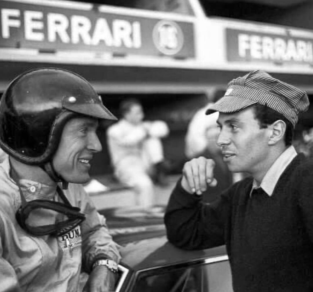 @Bultosherpa158 @sbmktg @GordonMercedes9 @jim_knipe @jlcooke99 @vividcloudofwat @ItaliAuto @Rinoire @EightMike @neetally @harry15684 @aut0mob Morning Gordon 🙋🏻‍♂️😉☕️🏁 Waiting here.. #FillUpFriday