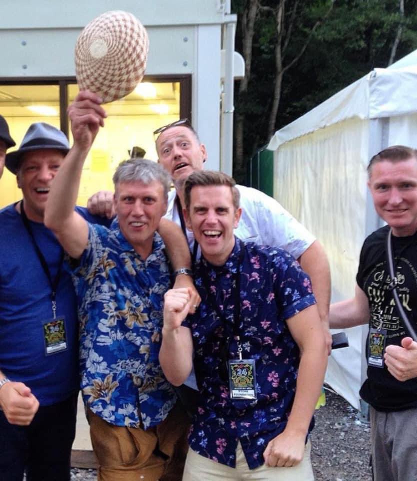 Happy birthday to the funky dancer Bez @Happy_Mondays Pic taken at our @fujirock_jp performance backstage, just before we started dancing to the Ace of spades by @myMotorhead Legend ✊😎