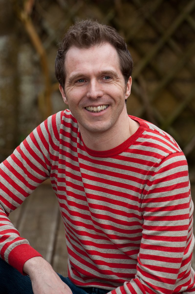 .@NosyCrow has signed a new middle grade novel by @edgechristopher - and meanwhile, his book Escape Room has sold 100,000 copies bookbrunch.co.uk/page/article-d… (£)