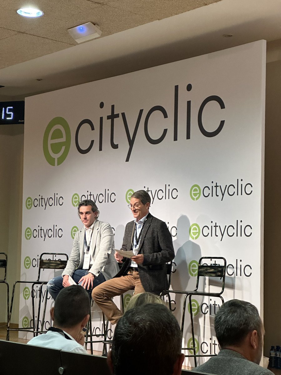 ecityclic's tweet photo. 🙌🏻 ¡Y LLEGÓ EL MOMENTO! El CSO de #ecityclic, Alvaro Perera, revela nuestra nueva imagen de marca y la nueva página web de ecityclic. ¡Emocionados de compartirlo en un día como el de hoy! 🎉
https://t.co/aDp72L4NU1 #ecityLAB24 https://t.co/MU2FZqGw9h