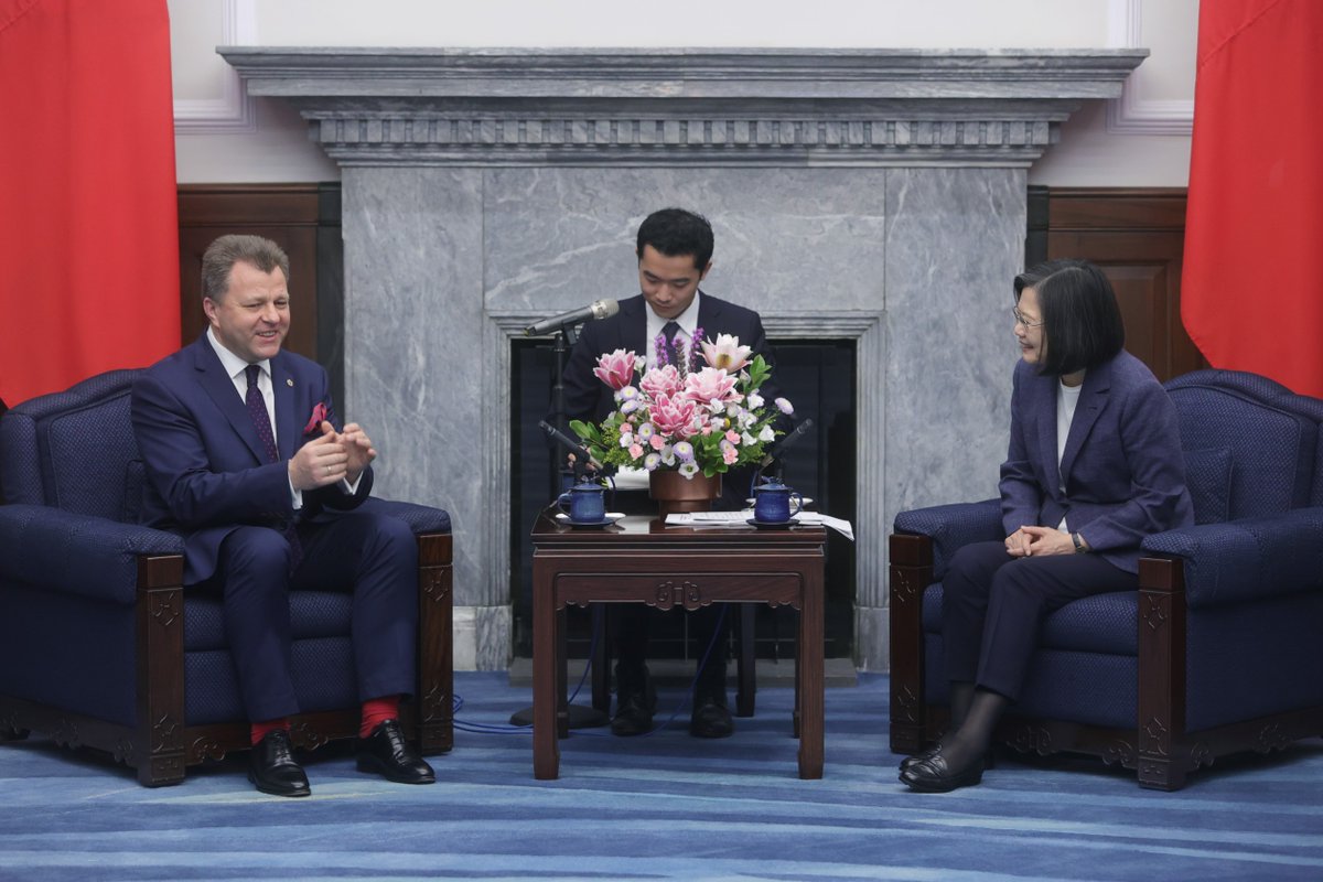 蔡英文 Tsai Ing-wen tweet media