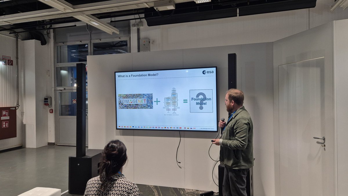 How well can you guess where a picture is located on earth? Cool short talk on how well an ESA foundation model solves this talk. #EGU2024