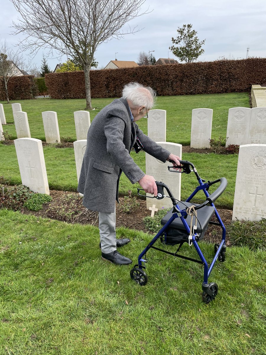 Sad to hear this morning that Harry Howarth, 2KSLI, D-Day veteran has passed away aged 103 years old. I’m happy that 7 weeks ago he was able to return to visit his Major for the first time in nearly 80 years.