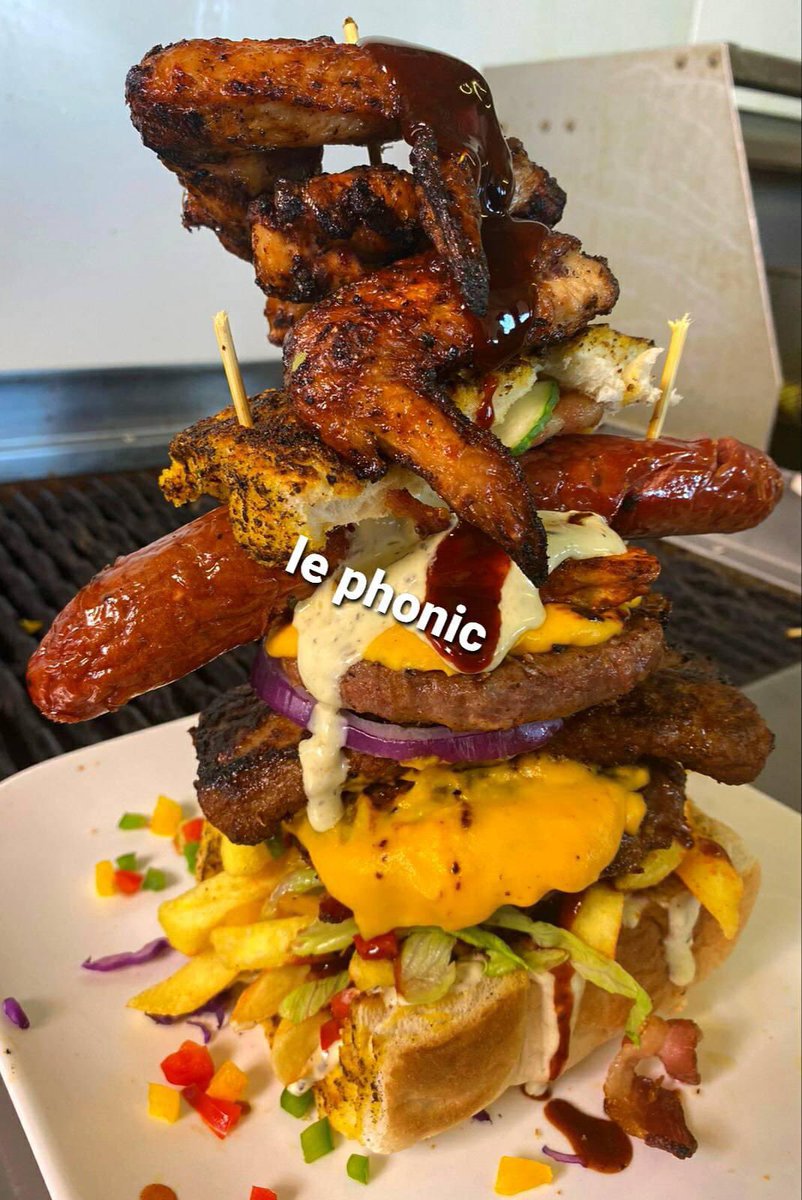 Foodie_ofnote's tweet photo. Hey fam ❤️

The biggest food event this winter 😋..Yummy Thingz and Le Phonic present the SOWETO STREET FOOD FESTIVAL winter edition.

R70 pre-sold tickets are now at Computicket.

Fashion • Art • Music • Food and alot of Entertainment. 
-Soweto meets Westrand ❤️ https://t.co/pls09nOtNN
