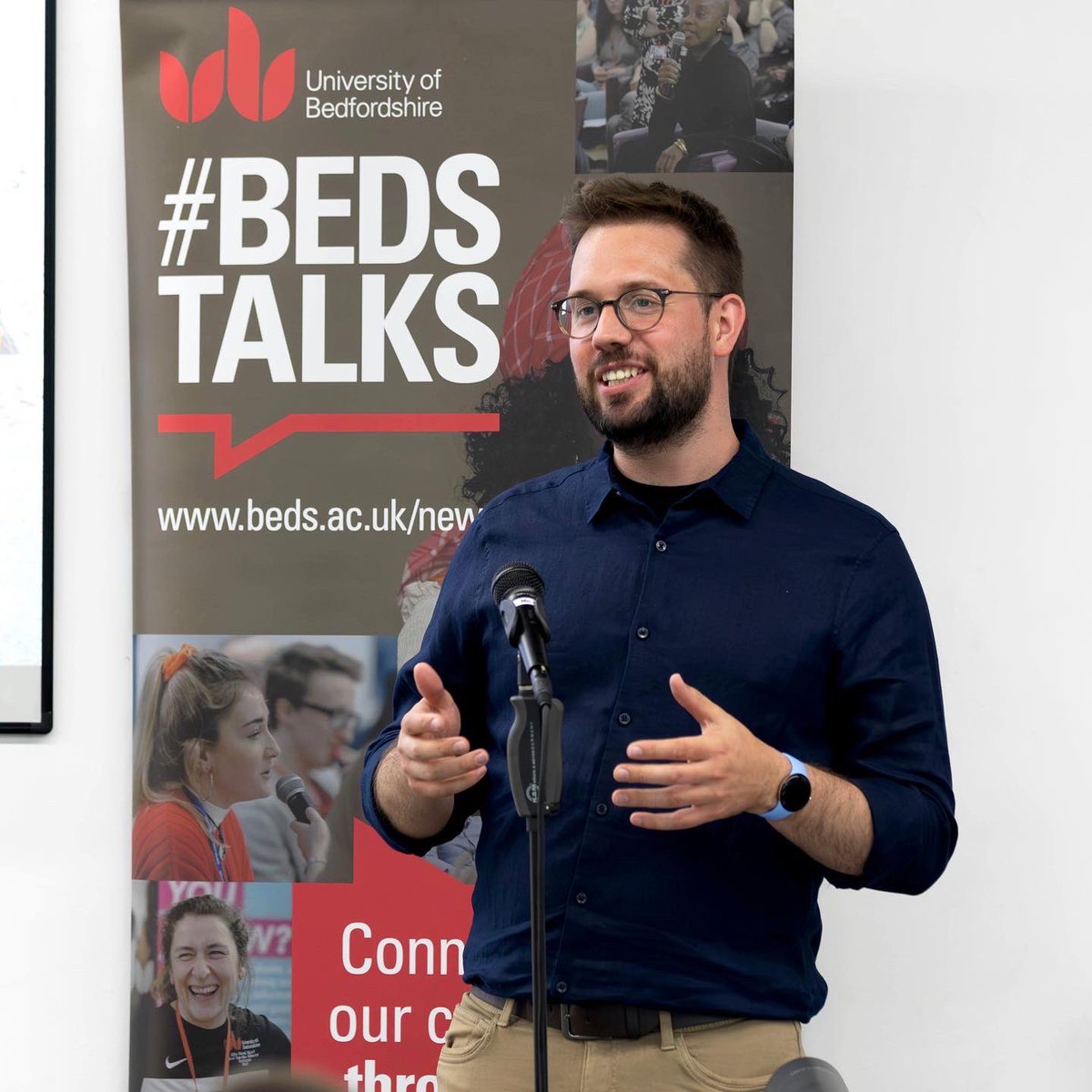 uniofbeds's tweet photo. At our #BedsTalks lecture yesterday we were fascinated to hear @uniofbeds_SSPA academics Dr Michael Newell &amp; Dr Jeffrey Aldous and PhD students Hannah Foladi &amp; Sean Sage discussing eating, drinking &amp; exercising in a warming world alongside workshops in our sport science labs!🏃‍♀️🌡️ https://t.co/9TLYhsBt0L