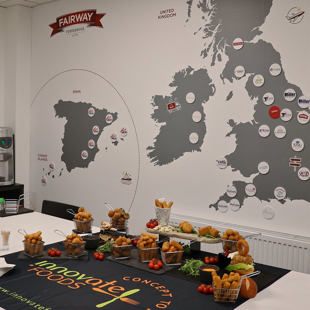 Fantastic tasting session provided by @Innovate_Foods at lunchtime today 🧀🍅🍽️ Taste meets presentation 👌👌 Thanks Simon!

#Fairway #Foodservice #Hospitality #Catering