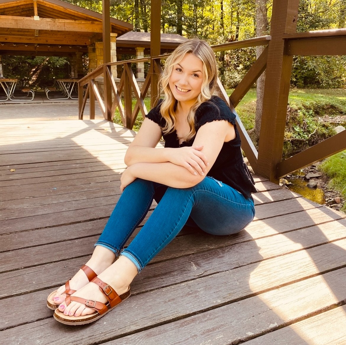 mountunion's tweet image. After graduation, Rylee Russo, psychology major, will be attending the University of Akron for a year of post-baccalaureate courses for her path to pursuing a career in speech-language pathology. Congrats, Rylee! #30DaysOfExceptional

Read Rylee's story: bit.ly/4b1WNIm