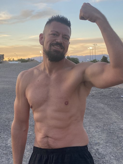 Hit it Hard! https://t.co/jL2UcaBs71