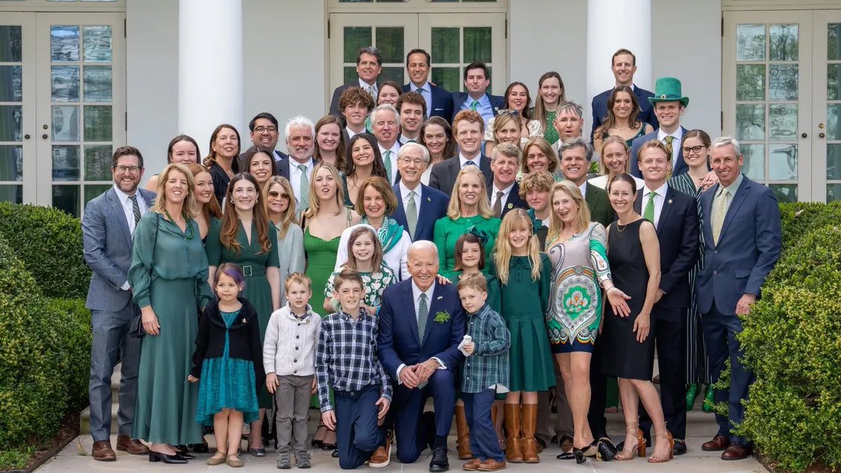 NEWS Members of the Kennedy family will appear en masse and in force to endorse President Biden at a campaign event in Philadelphia on Thursday. axios.com/2024/04/18/ken…
