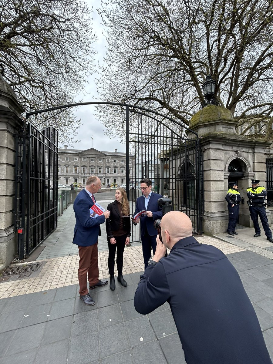 Emma Dillon-Leetch tweet media