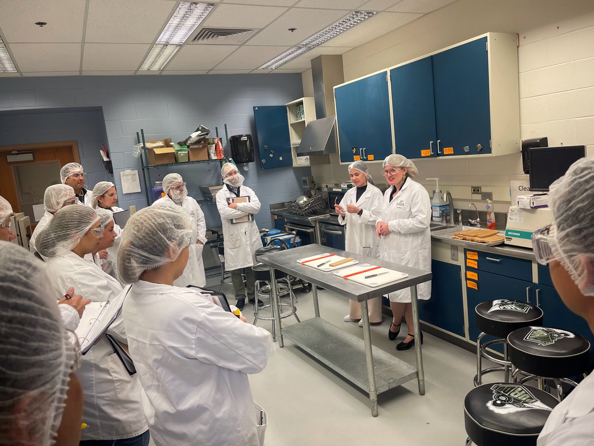 Last week, we welcomed industry professionals for the @USSEC Soy Protein Short Course. Purdue Food Science collaborated with other @PurdueAg departments to host seminars and hands-on activities where participants learned about properties of soy and potential applications.