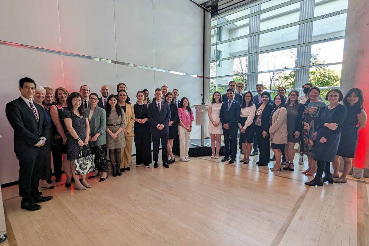 PIP_PSP's tweet photo. This week marks the 50th anniversary of the DC leg of the annual Canada-US Legislative Exchange between the PIP and the @APSAtweets Congressional Fellows. A huge thanks to @CanEmbUSA for partnering with us to celebrate the event and to @BMO and @RBC for sponsoring the reception. https://t.co/ImoPKSUrZD