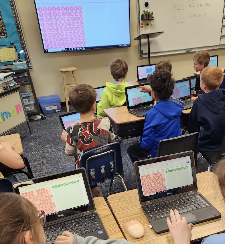 kevinsmithsd's tweet photo. I presented at the TIE Conference in Sioux Falls this week on various math games and activities. I love it when teachers share info on how they're using them in their classes. This one is Factors & Multiples. https://t.co/sXHj5beXuR #dsumath @TIE_SD @DakotaState https://t.co/W6t1yzEprZ
