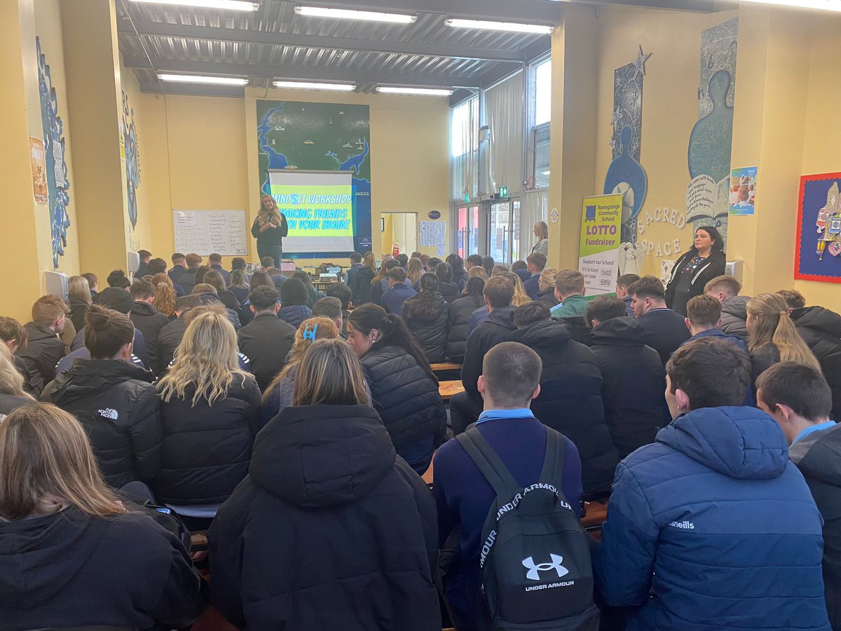 A huge thank you to Judith from the Shona Project who gave a really empowering talk to the TY, 5th and 6th year students about wellbeing and resilience! 👏