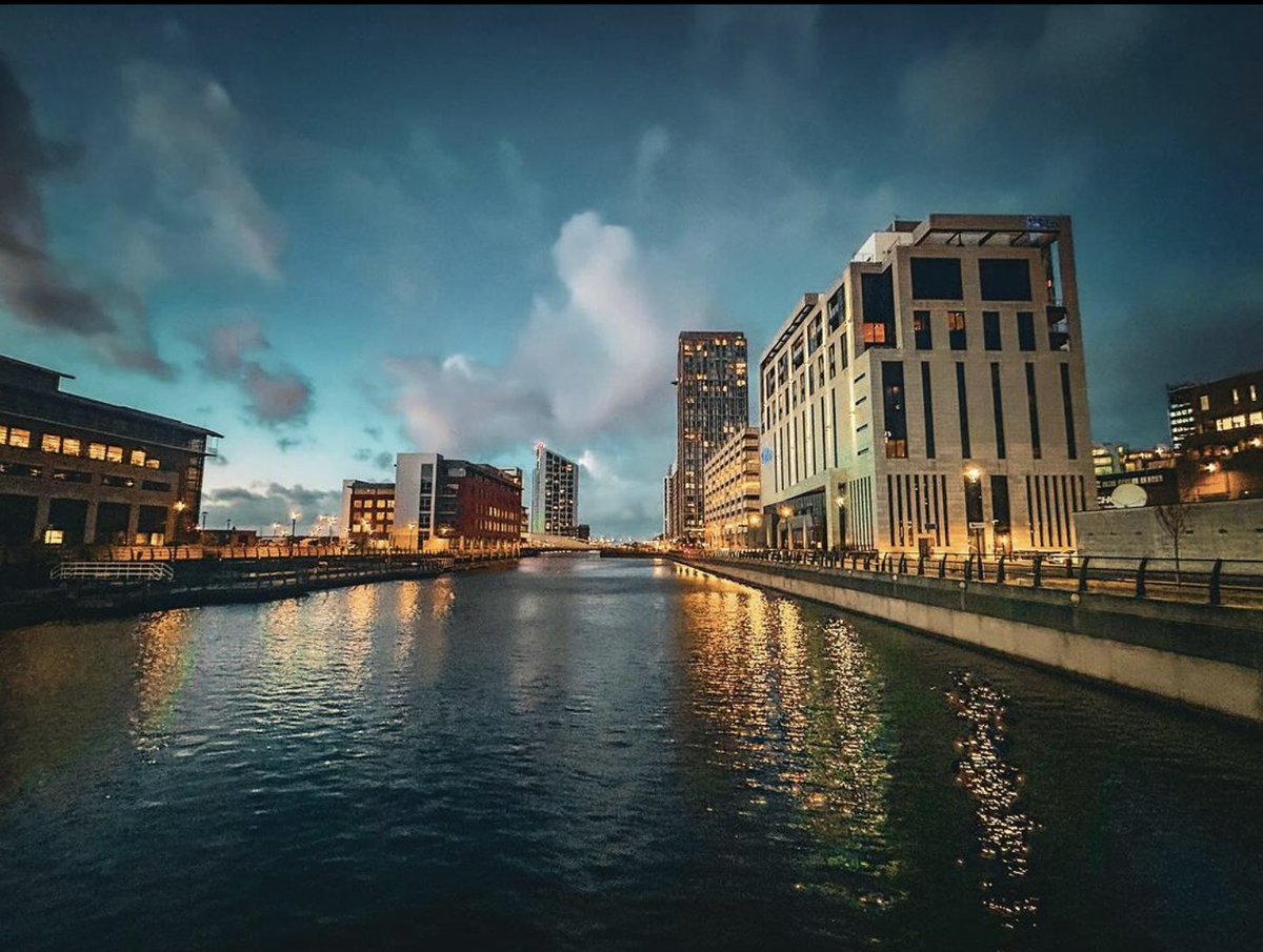 Imagine stepping out of the office and being greeted by this view 😍 This is just another fantastic reason why our ARRIVE workspaces are so popular 📸lifeinphotosjen arriveworkspace.co.uk/co-working or contact us via liverpool@arriveworkspace.co.uk
