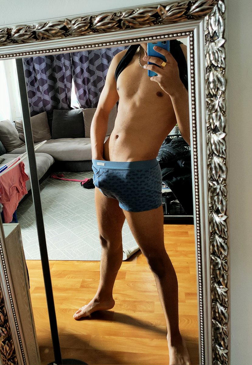 Theincubus_69's tweet photo. RT si tu veux la vidéo entière 😏
RT if you want the full vid 😏 https://t.co/lLQEHKWxFz