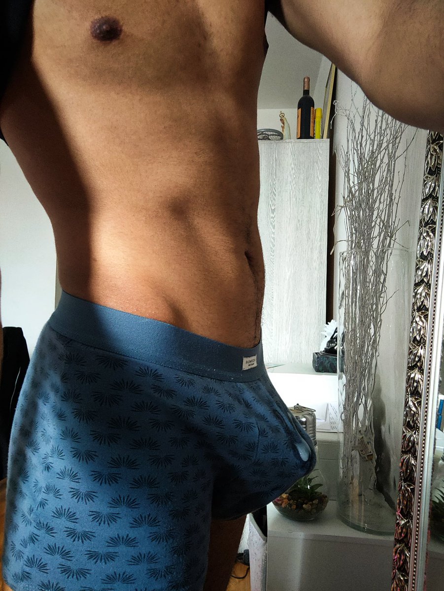 Theincubus_69's tweet photo. RT si tu veux la vidéo entière 😏
RT if you want the full vid 😏 https://t.co/lLQEHKWxFz